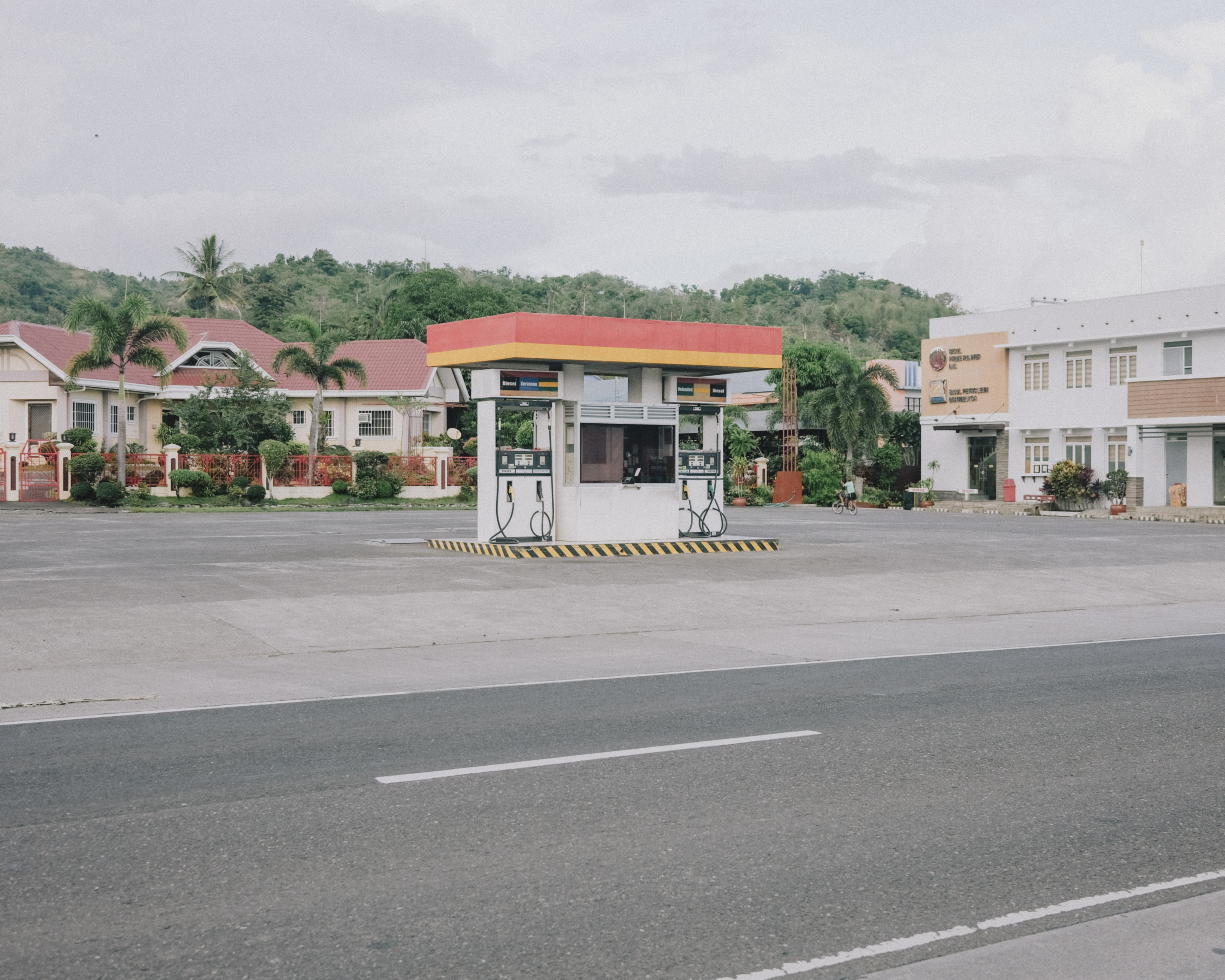 GasolineStation14.JPG
